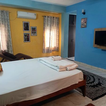 The English Gaon 4 Bhk Bhopal Exterior photo